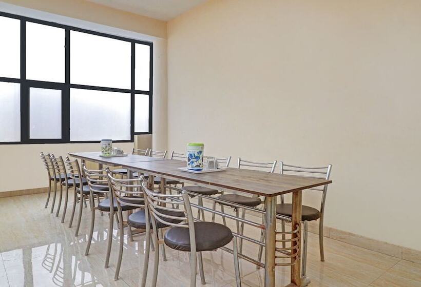 Itsy Hotels Albie Stay Inn