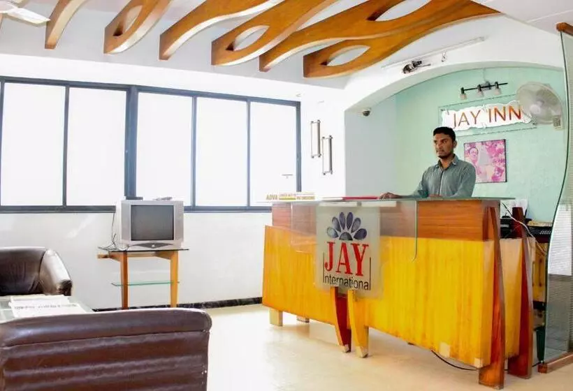 Hôtel Jay International