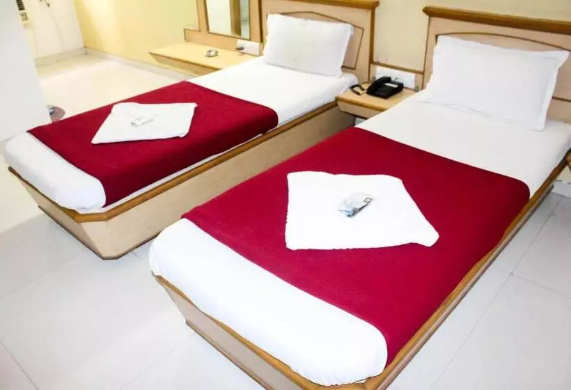 Hôtel Jay International