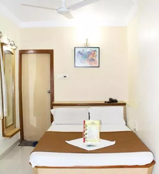 Hôtel Jay International