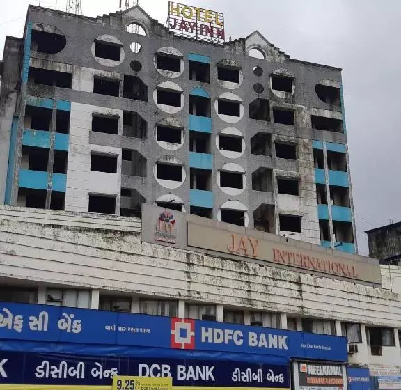 Hôtel Jay International