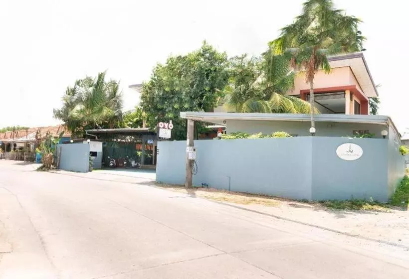 Hotelli Oyo 732 Juthamas