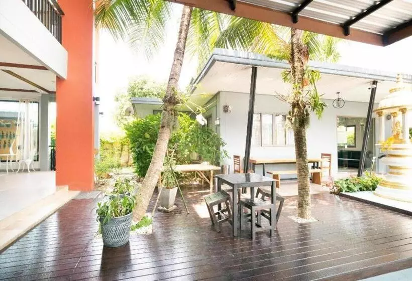 Hotelli Oyo 732 Juthamas