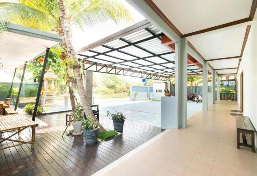 Szálloda Oyo 732 Juthamas