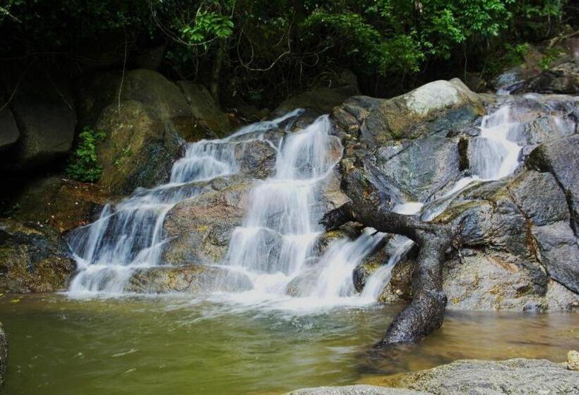 Szálloda Oyo 732 Juthamas