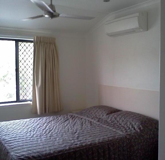 בית מלון כפרי Sarina