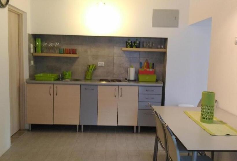 پانسیون Apartman Vukovic