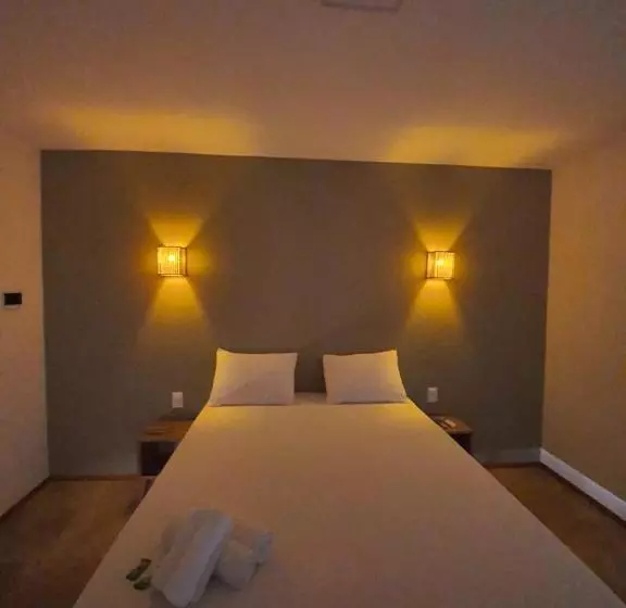 پانسیون Bosque Cumbuco Pousada