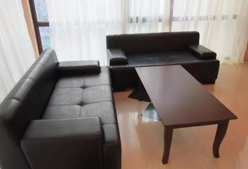 хотел магнолия, Hotel Magnoliya