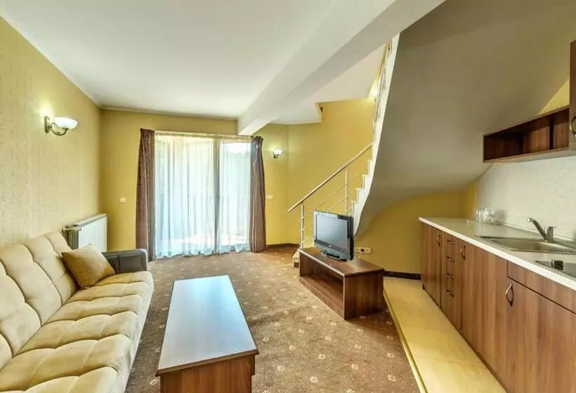 хотел магнолия, Hotel Magnoliya