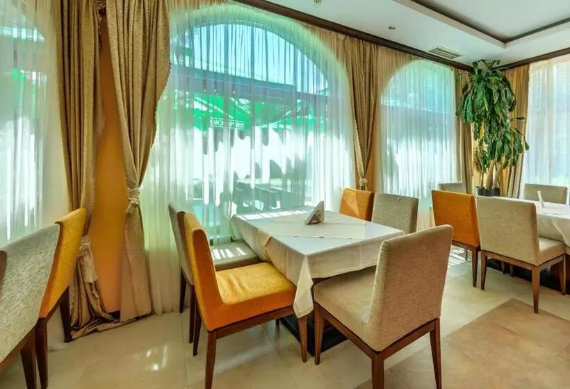 хотел магнолия, Hotel Magnoliya