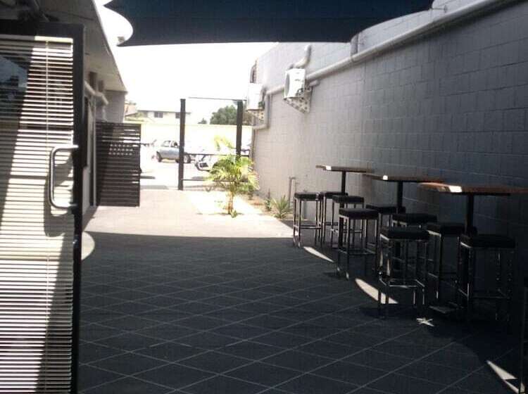 Blackwater Hotel Motel