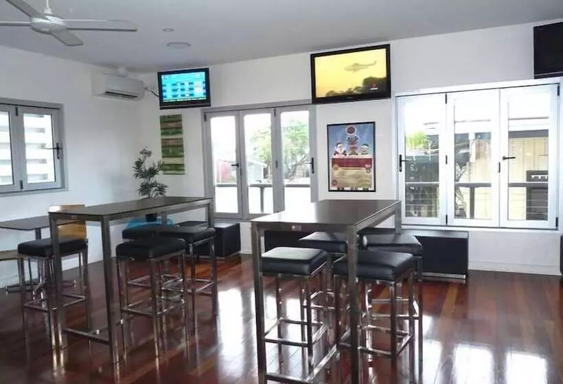 Blackwater Hotel Motel