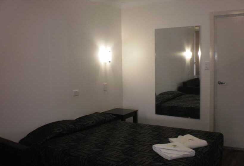 Blackwater Hotel Motel