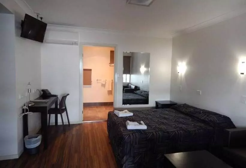 Blackwater Hotel Motel