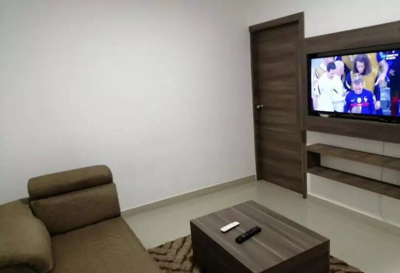ホテル Aparta Suites La Flora