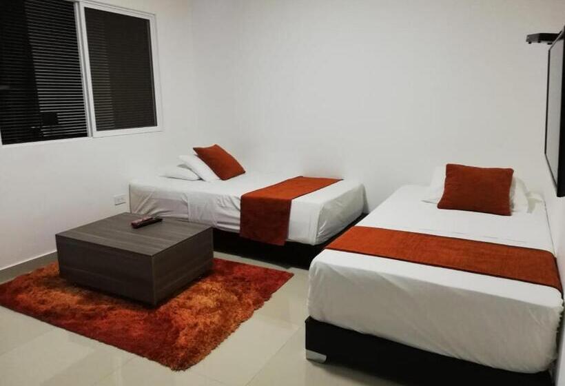 هتل Aparta Suites La Flora