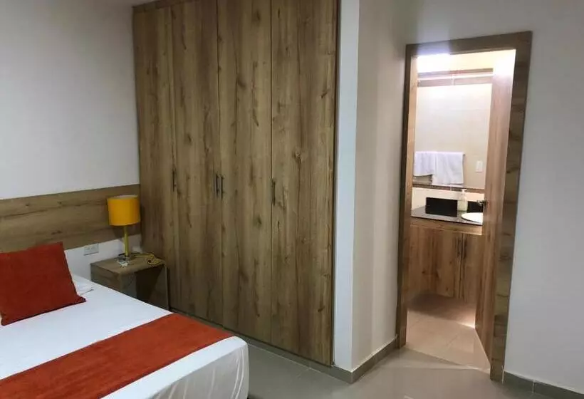 ホテル Aparta Suites La Flora