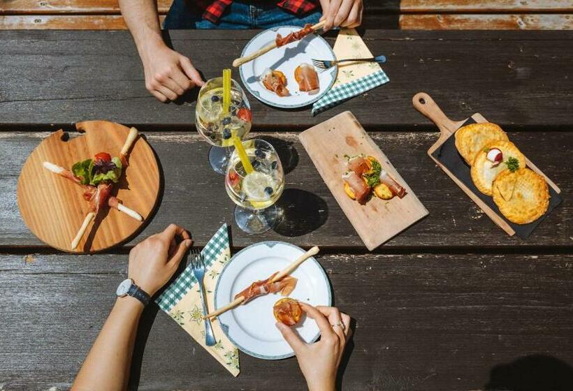 酒店 ütia De Börz