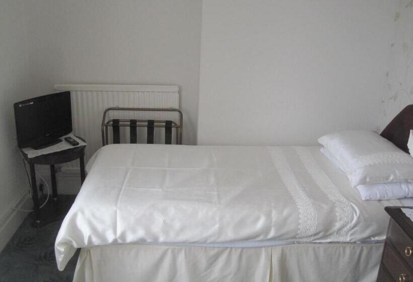 پانسیون Bron Orme Private