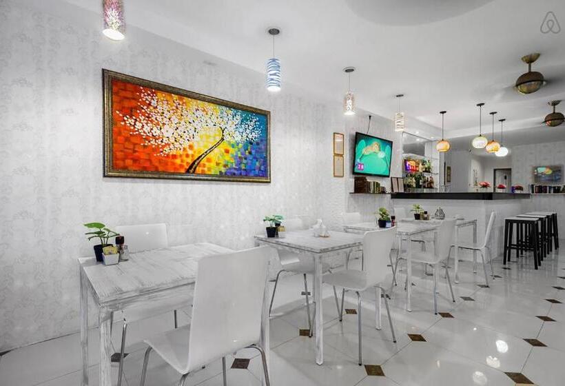 Pension The Shades Hotel 50 Meter Beach Front