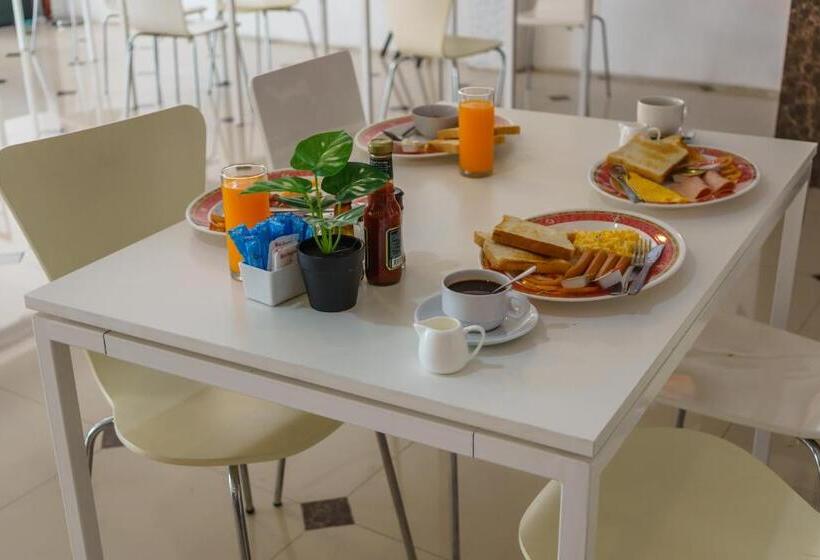 Pension The Shades Hotel 50 Meter Beach Front