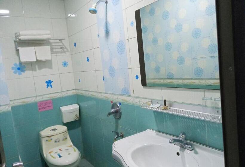 פנסיון Climbers Inn Yangshuo