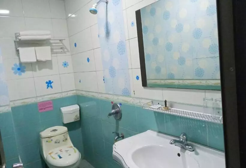 Majatalo Climbers Inn Yangshuo