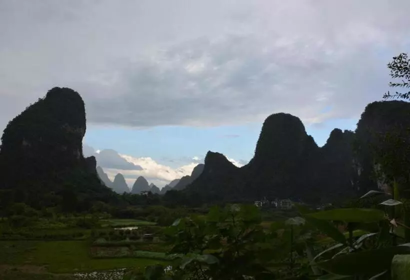Majatalo Climbers Inn Yangshuo