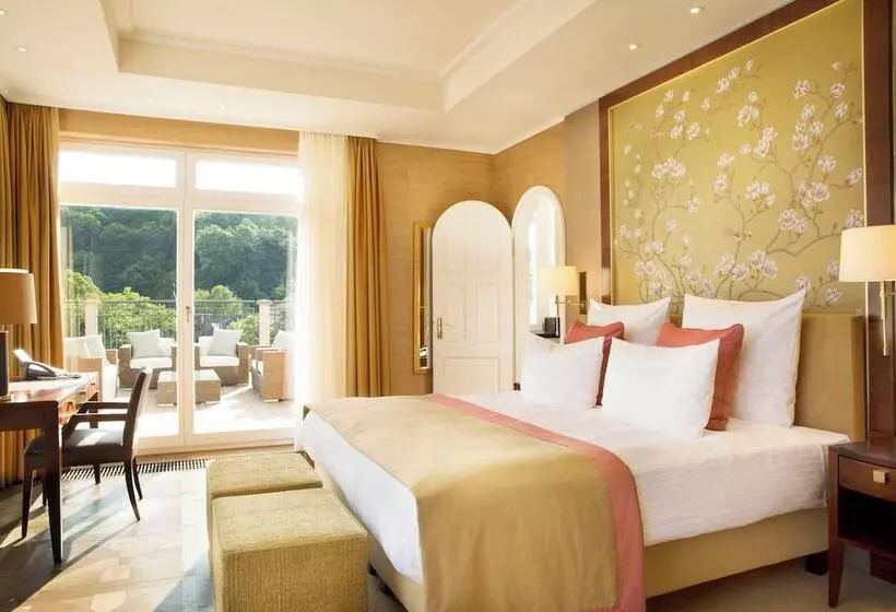 Falkenstein Grand Autograph Collection