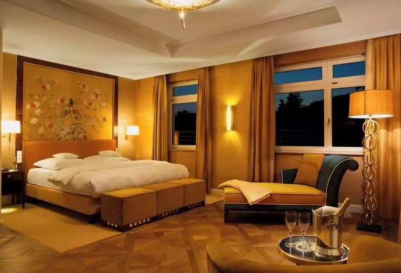 Falkenstein Grand Autograph Collection