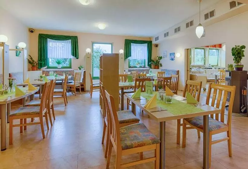 هتل Am Galgenberg