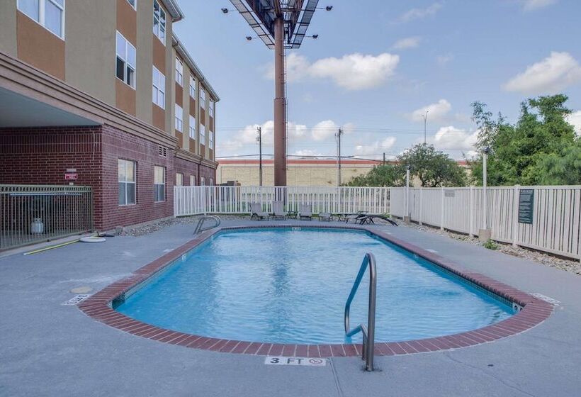 هتل Country Inn & Suites By Radisson, Harlingen, Tx