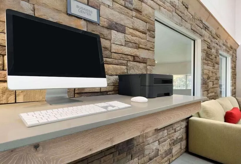 酒店 Country Inn & Suites By Radisson, Platteville, Wi