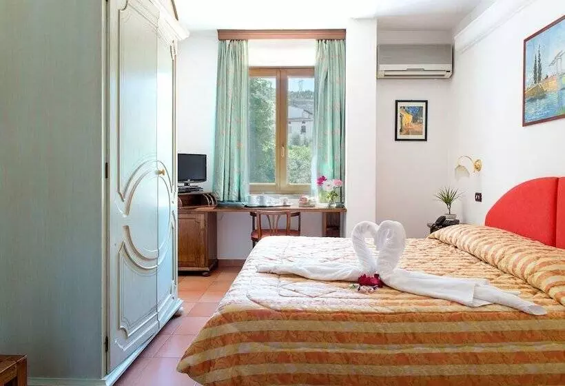 ホテル Ristorante Da Carlos