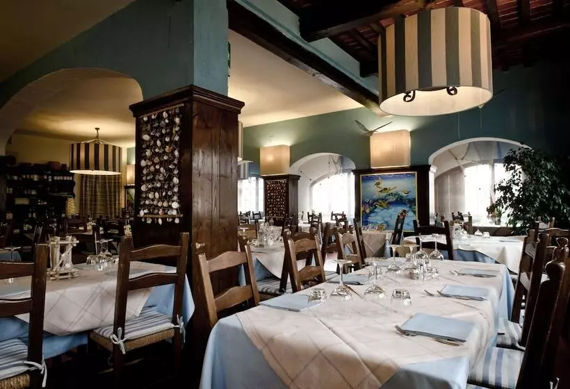 ホテル Ristorante Da Carlos