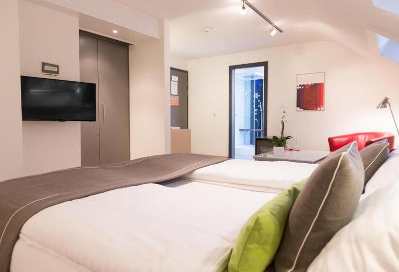 فندق Hôtel Des Arts