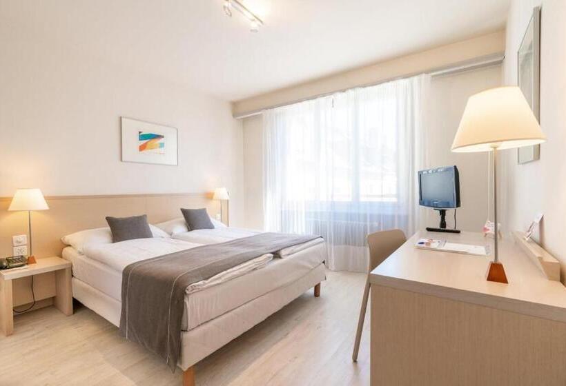 فندق Hôtel Des Arts