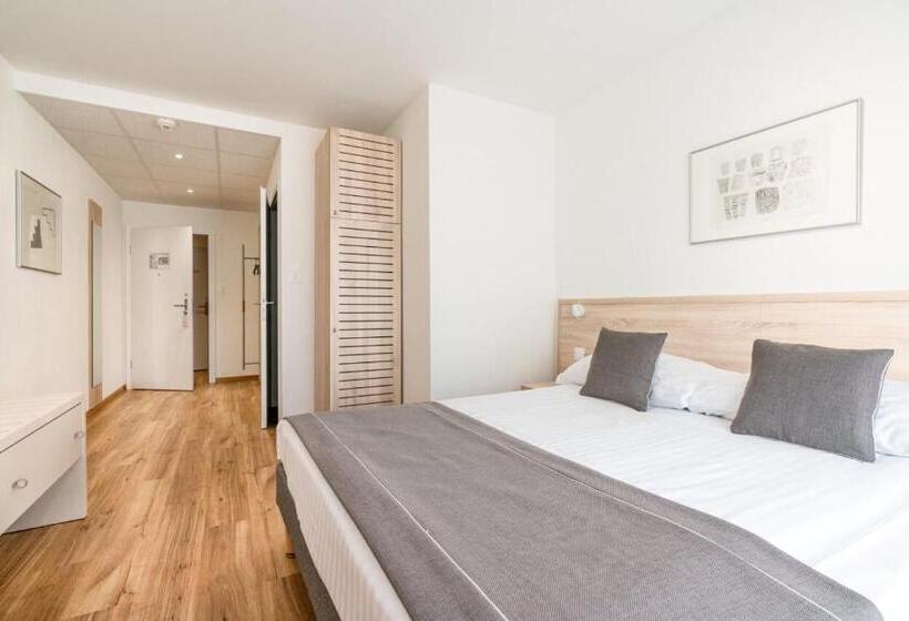 فندق Hôtel Des Arts