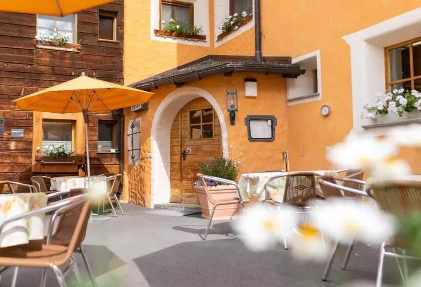 ホテル Landgasthof Staila