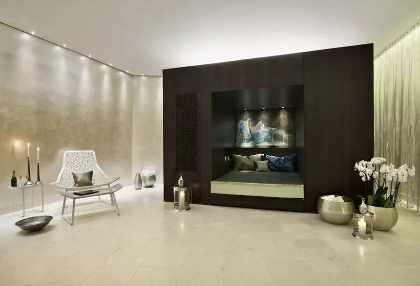 ホテル Limmathof Baden   Historisches Haus & Spa