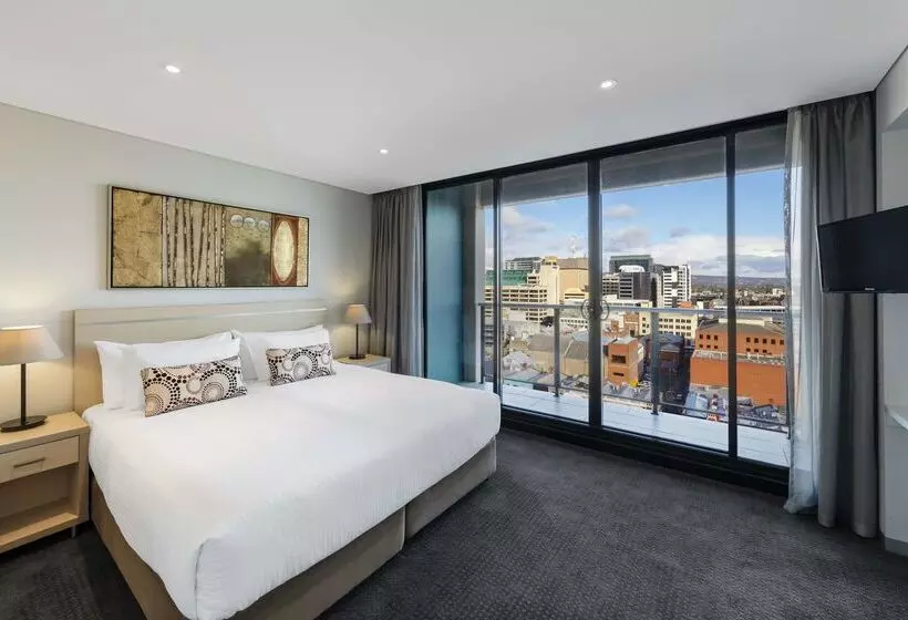 هتل Oaks Adelaide Horizons Suites