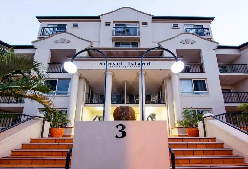 ホテル Sunset Island Resort