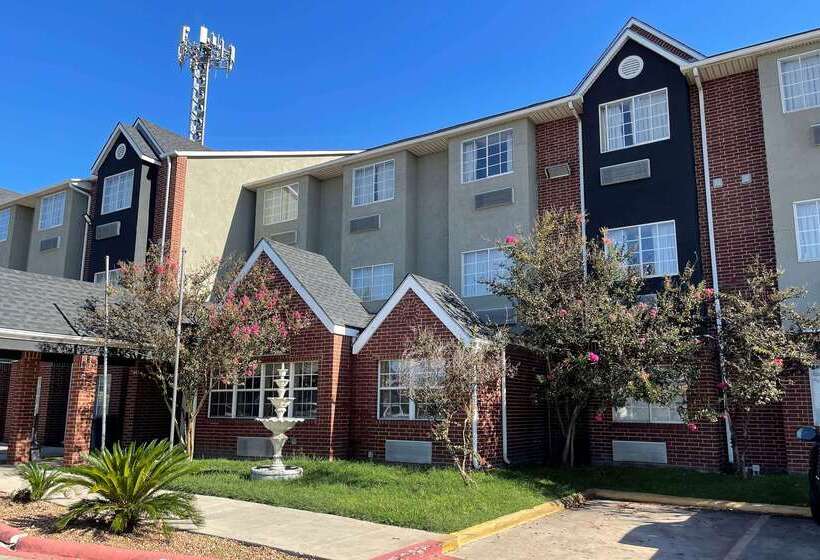 酒店 Super 8 By Wyndham San Antonio Downtown Ne