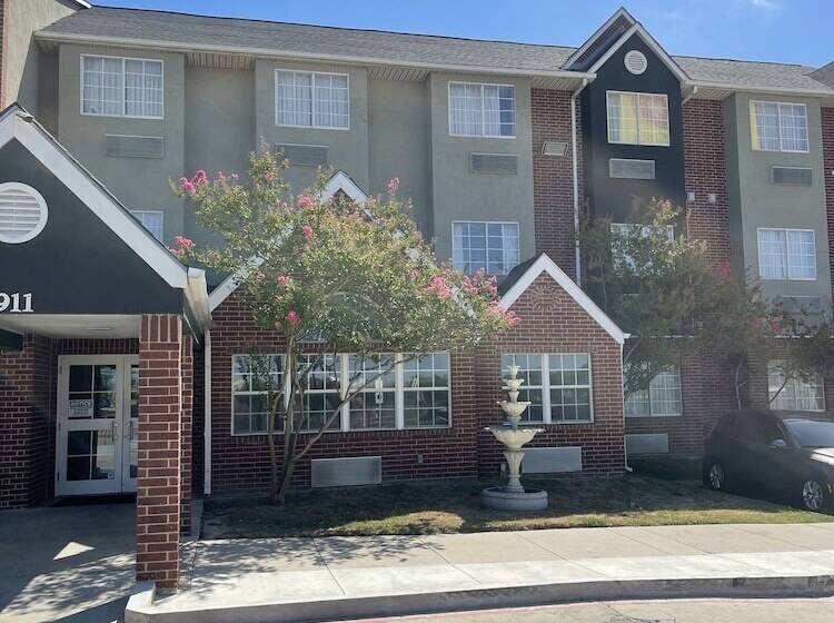 酒店 Super 8 By Wyndham San Antonio Downtown Ne