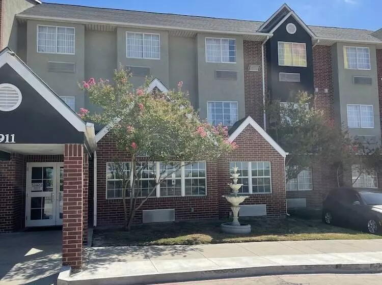 酒店 Super 8 By Wyndham San Antonio Downtown Ne