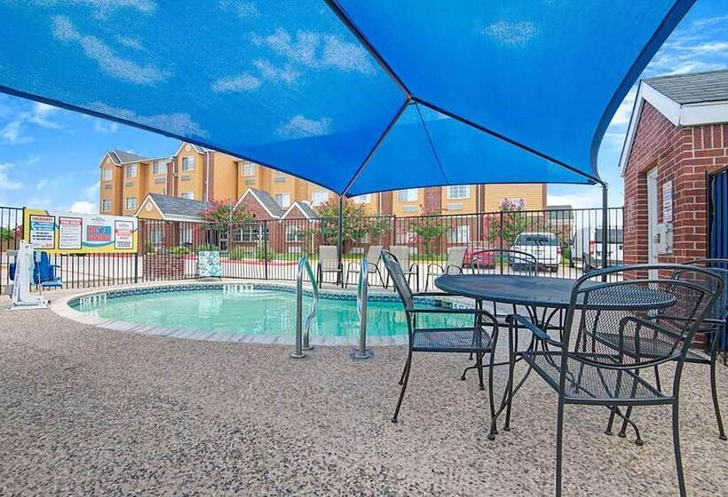 酒店 Super 8 By Wyndham San Antonio Downtown Ne