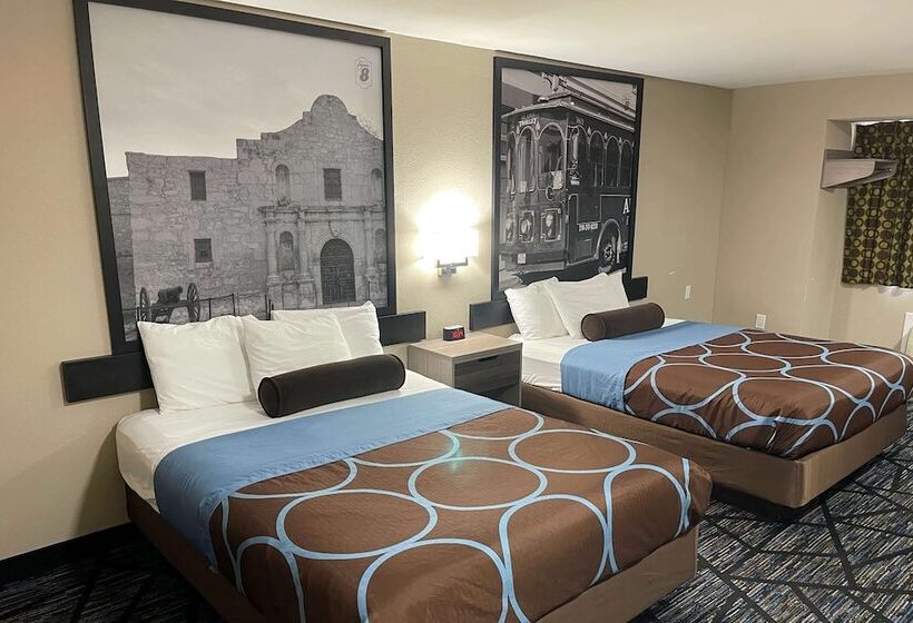 酒店 Super 8 By Wyndham San Antonio Downtown Ne