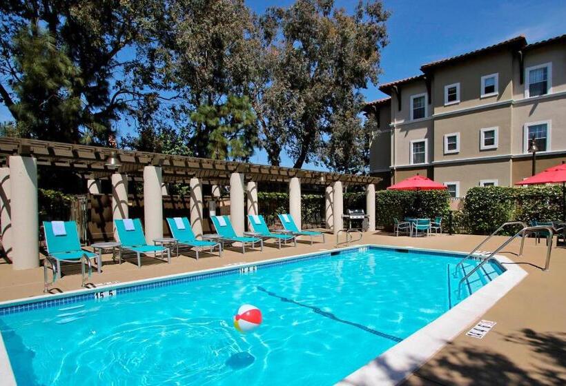 בית מלון כפרי Towneplace Suites By Marriott San Jose Cupertino