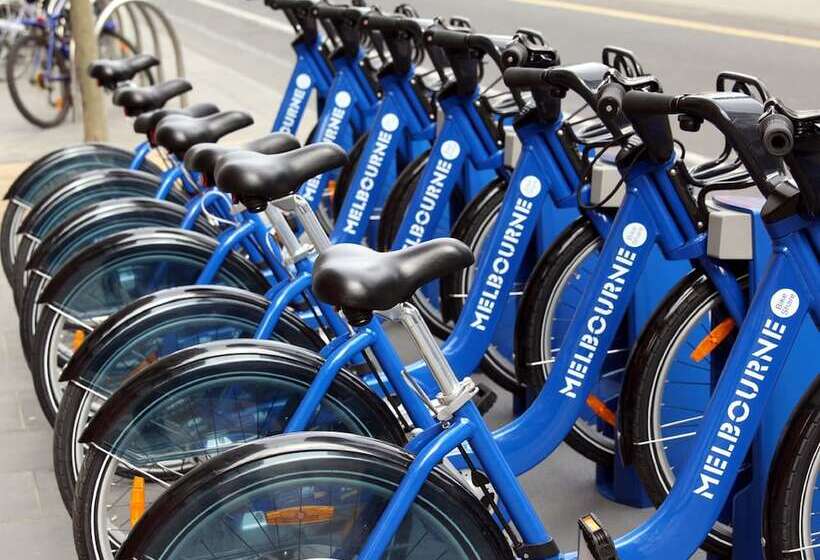 Metro Apartments On Bank Place